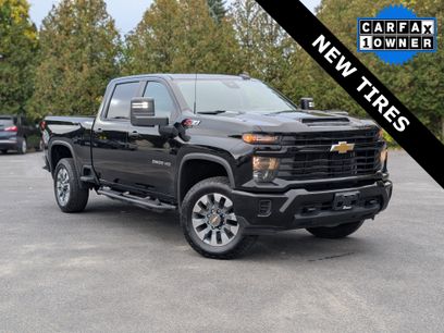 Used 2024 Chevrolet Silverado 2500 Custom w/ Custom Value Package