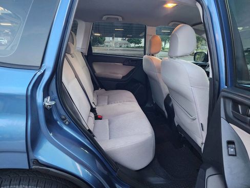 Used 2015 Subaru Forester 2.5i w/ Alloy Wheel Package image 12