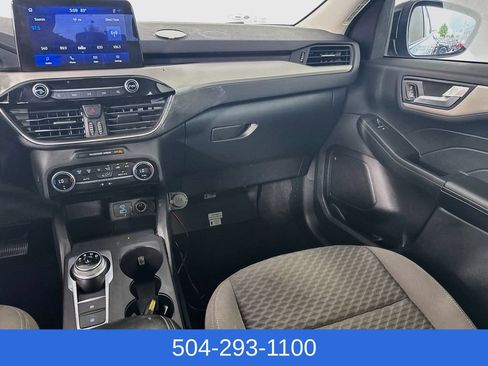 Used 2021 Ford Escape SE w/ SE Sport Appearance Package FWD image 22