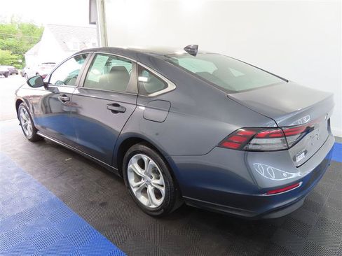 Used 2024 Honda Accord LX image 10