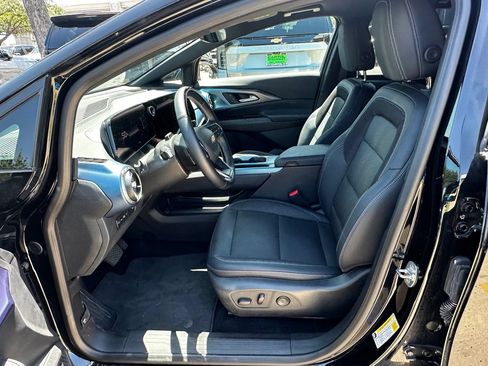 Used 2024 Chevrolet Equinox EV LT w/ Active Safety Package 3 FWD image 9