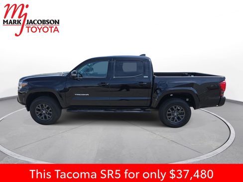 Used 2023 Toyota Tacoma SR5 image 15
