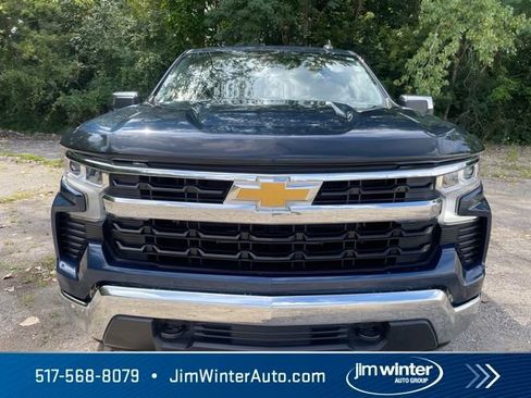 Used 2023 Chevrolet Silverado 1500 LT AWD/4WD image 5