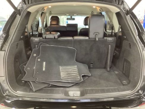 Used 2019 Nissan Pathfinder SL image 19