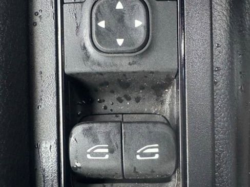 Used 2024 Mercedes-Benz Sprinter 2500 image 6