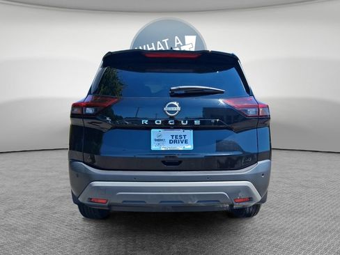 Used 2023 Nissan Rogue S FWD image 5