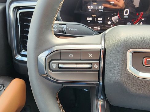 New 2026 GMC Canyon AT4 w/ Technology Plus Package image 21