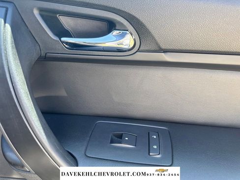 Used 2016 GMC Acadia SLE FWD image 39