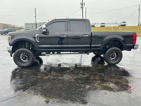 Used 2019 Ford F250 Lariat w/ Lariat Ultimate Package image 5