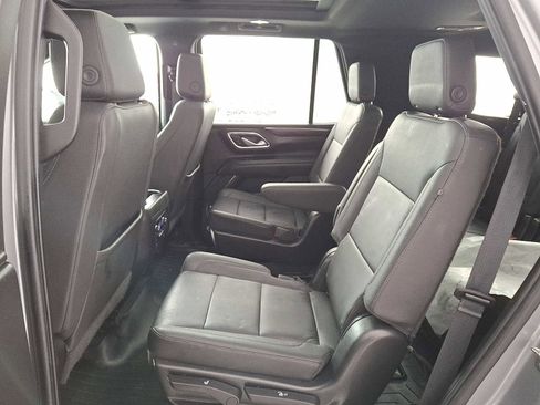 Used 2023 Chevrolet Tahoe LT w/ Luxury Package image 11