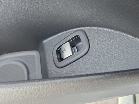 New 2026 Mercedes-Benz GLC 300 4MATIC image 22