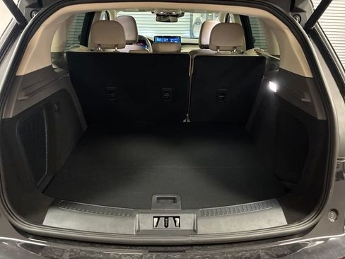 Used 2023 Lincoln Corsair FWD image 24