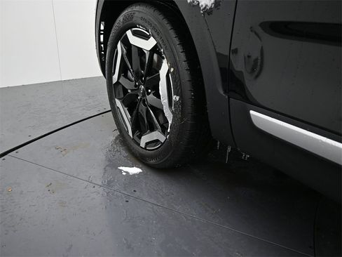 New 2025 Kia Telluride S image 10