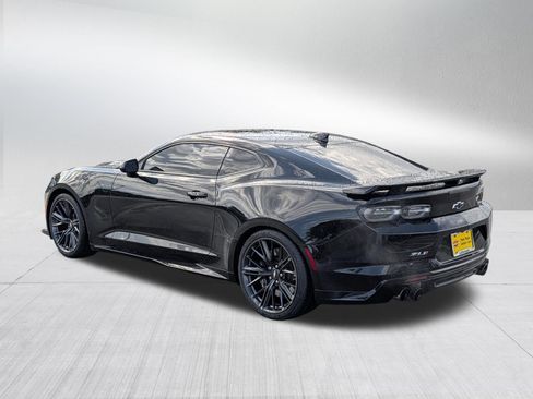 Used 2019 Chevrolet Camaro ZL1 RWD image 5