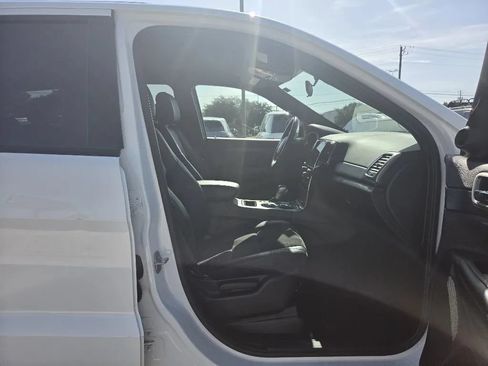 Used 2021 Jeep Grand Cherokee Laredo X AWD/4WD image 22