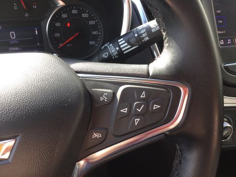 Used 2024 Chevrolet Equinox LT AWD/4WD image 15