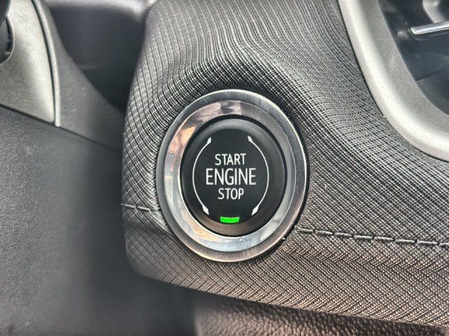Used 2025 Chevrolet TrailBlazer LT AWD/4WD image 16