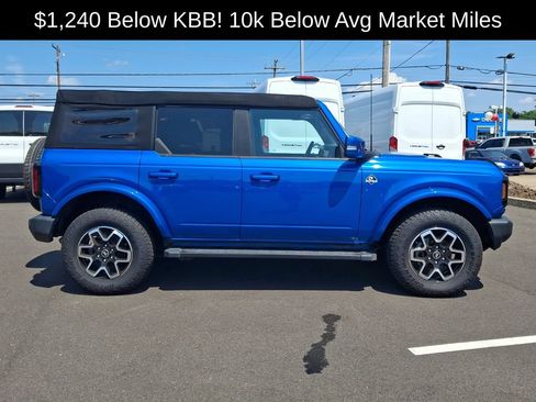 Used 2023 Ford Bronco Outer Banks AWD/4WD image 11