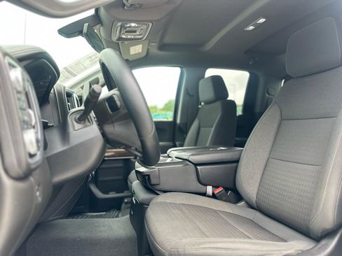 Used 2021 GMC Sierra 1500 SLE w/ Preferred Package AWD/4WD image 9