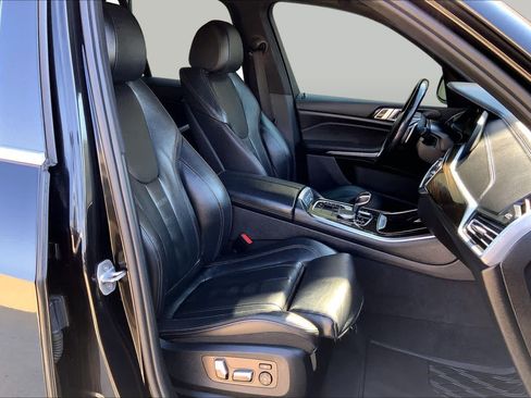 Used 2019 BMW X5 xDrive40i AWD/4WD image 9