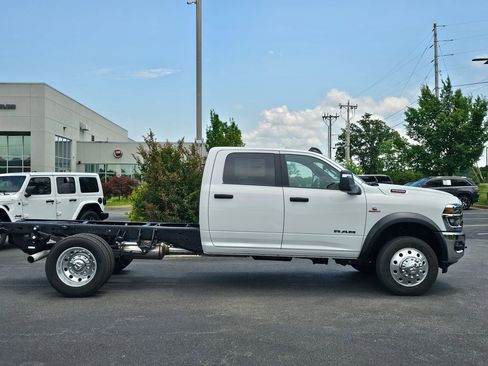 New 2025 RAM 5500 Tradesman image 4