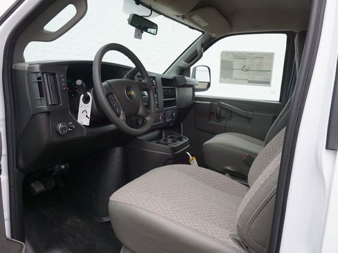 New 2026 Chevrolet Express 3500 Extended w/ Driver Convenience Package RWD image 7