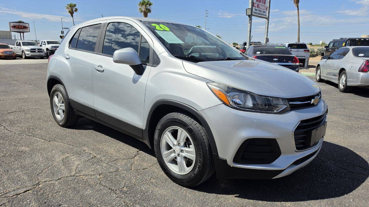 Used 2020 Chevrolet Trax LS w/ Tint and Cruise Package FWD image 4