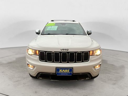 Used 2018 Jeep Grand Cherokee Limited AWD/4WD image 2