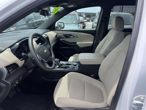 Certified 2023 Chevrolet Traverse LS w/ Safety Package FWD image 17