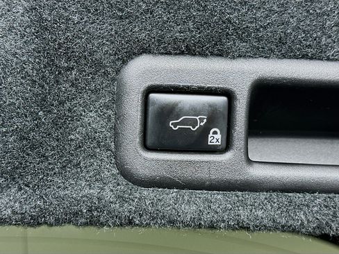 Used 2017 Lexus RX 450h AWD image 31