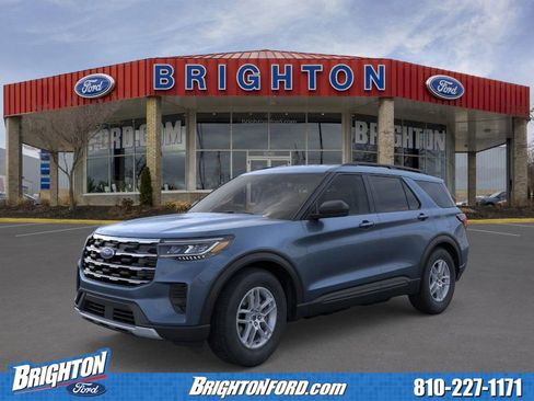 Used 2026 Ford Explorer Active image 3