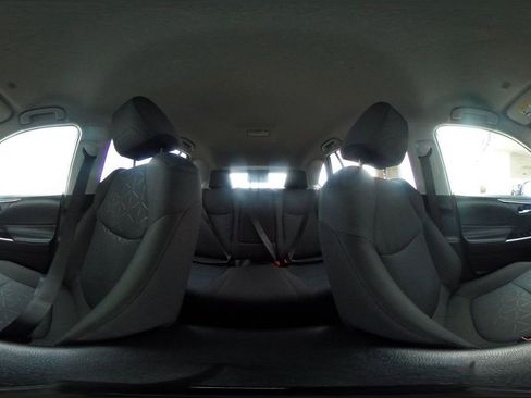 Used 2025 Toyota RAV4 XLE image 42