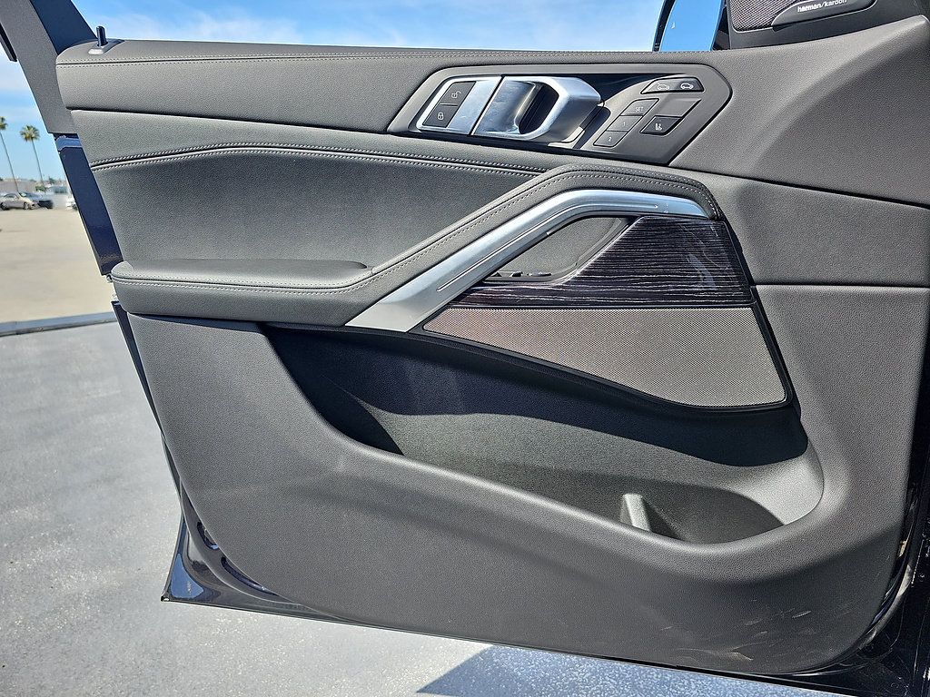 New 2026 BMW X6 xDrive40i AWD/4WD image 27