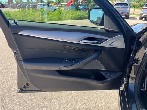Used 2018 BMW 540i xDrive AWD/4WD image 13