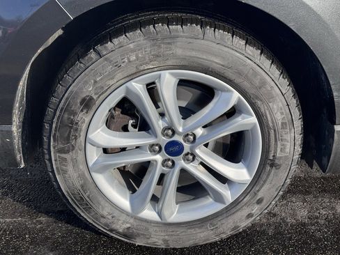 Used 2016 Ford Edge SEL w/ Equipment Group 201A image 41