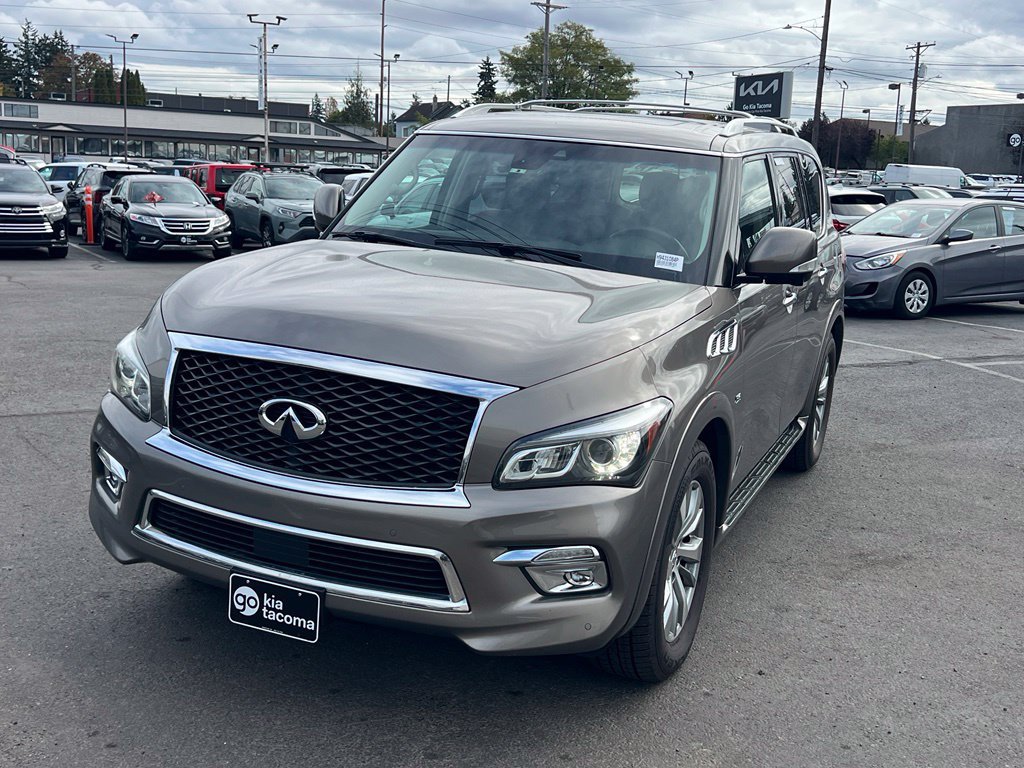 Used 2017 INFINITI QX80 4WD w/ Driver Assistance Package image 3