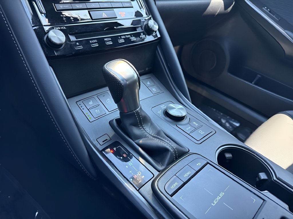 Used 2023 Lexus IS 350 F Sport w/ Memory Package RWD image 16