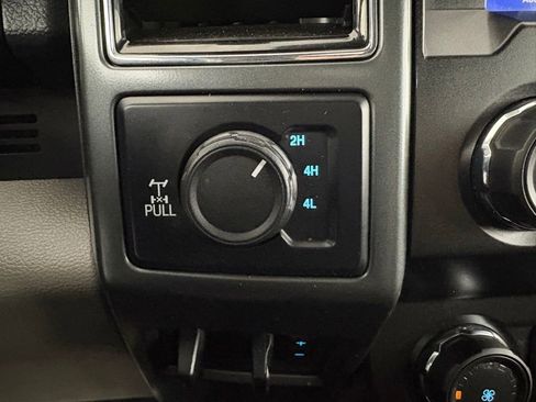 Used 2022 Ford F250 XLT w/ FX4 Off-Road Package image 30