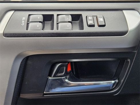 Used 2018 Toyota 4Runner SR5 image 25