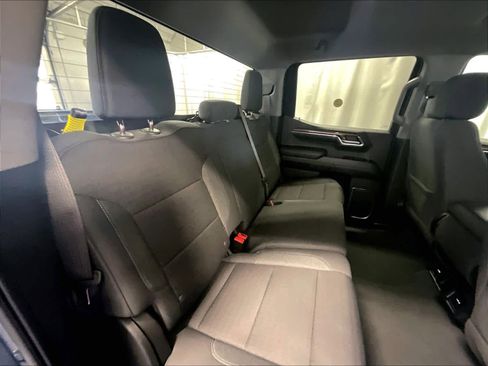 Used 2024 Chevrolet Silverado 1500 LT AWD/4WD image 16