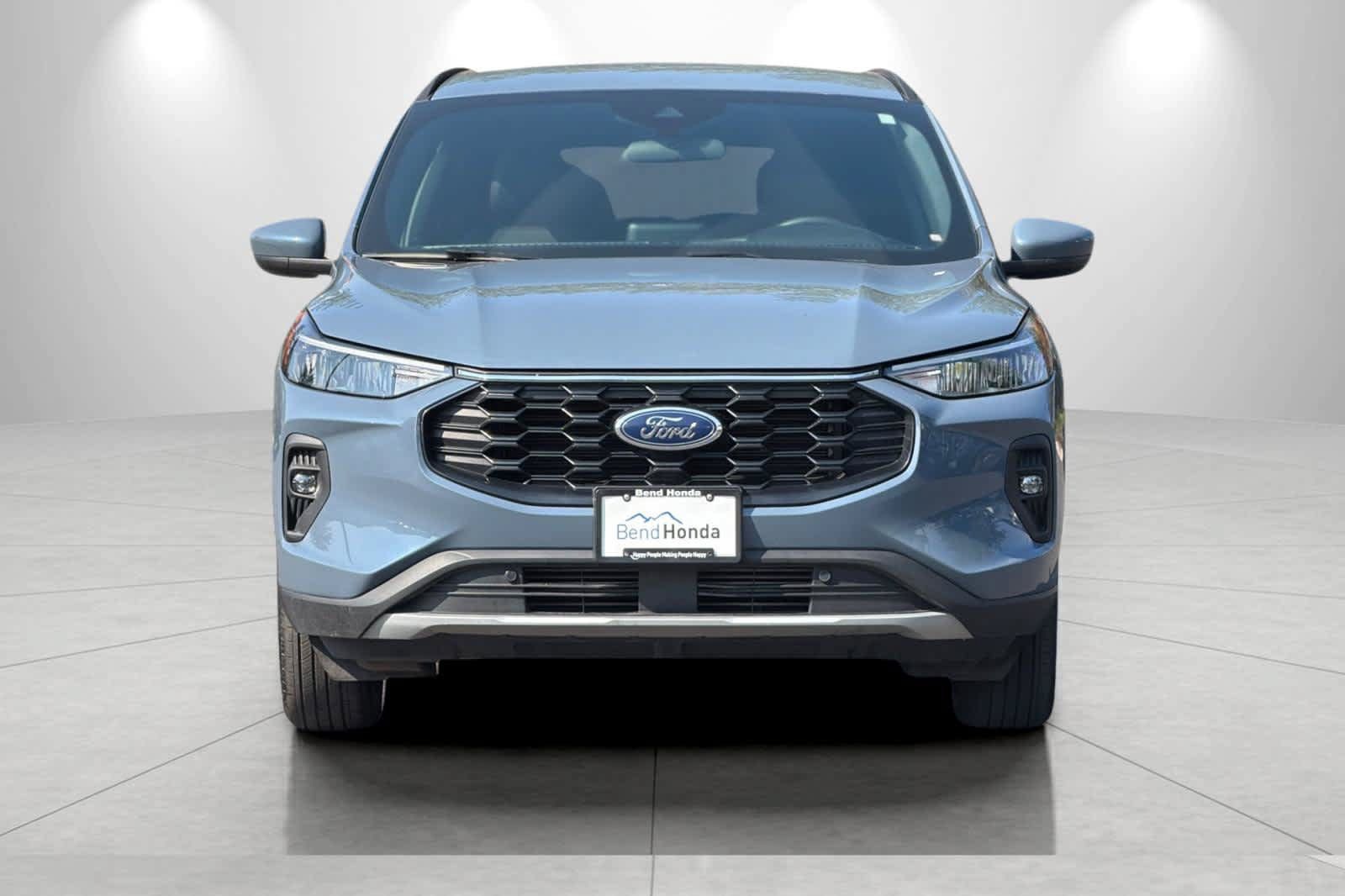 Used 2025 Ford Escape ST-Line Select AWD/4WD image 10