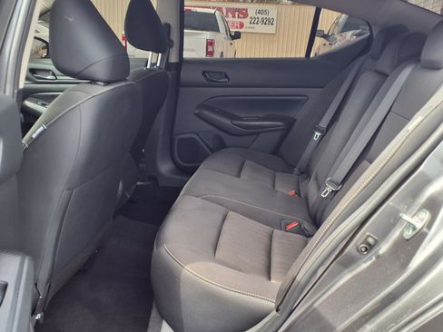 Used 2024 Nissan Altima 2.5 S image 12