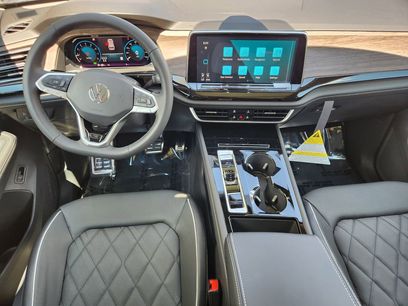 New 2025 Volkswagen Atlas SEL Premium R-Line