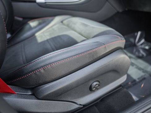 Used 2022 Mercedes-Benz GLC 43 AMG 4MATIC image 37