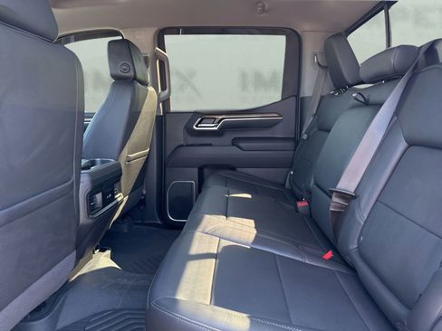 Used 2022 Chevrolet Silverado 1500 RST w/ RST All Star Premium Package AWD/4WD image 11