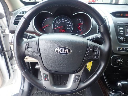 Used 2015 Kia Sorento LX AWD/4WD image 7