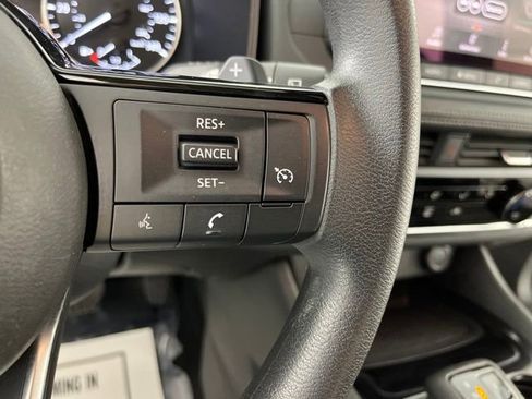 Used 2021 Nissan Rogue S FWD image 22