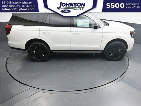 New 2025 Ford Expedition Active AWD/4WD image 24