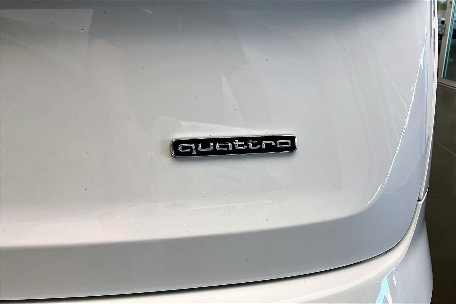Used 2023 Audi Q7 2.0T Premium AWD/4WD image 9
