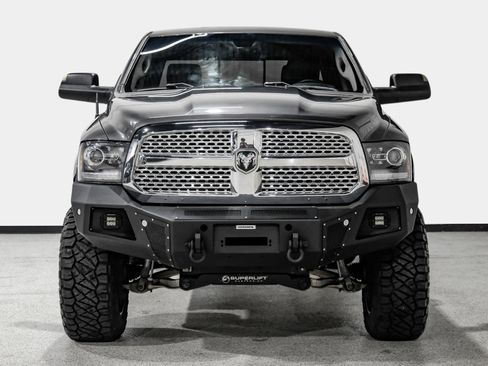 Used 2016 RAM 1500 Laramie w/ Convenience Group AWD/4WD image 3